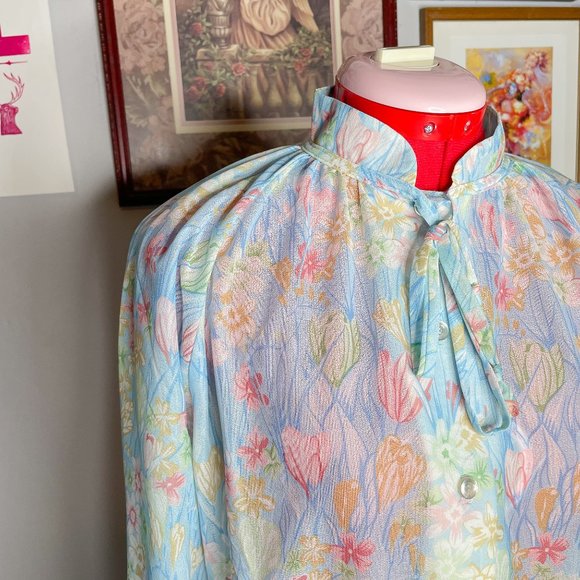 VNTG NedJ Sheer Floral Blouse - Picture 4 of 6